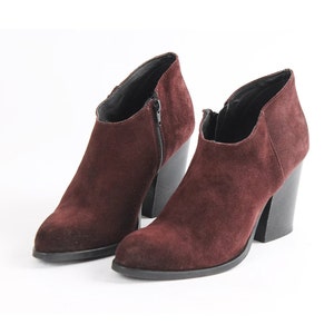 Vintage Burgundy Suede Ankle Boots: Elegant Leather Heels, US 9.5