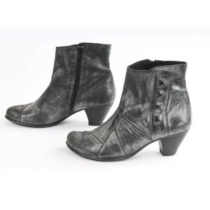 Vintage Grey Leather Booties: Women&#39;s EU 40 / US 9.5