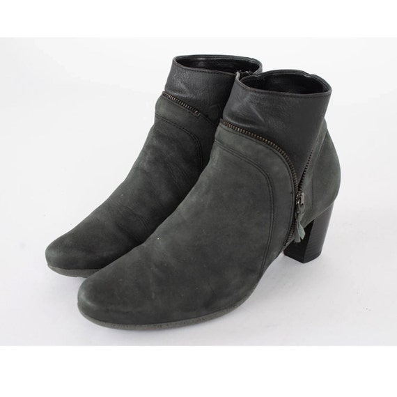 Grey ankle boots size 5 2025