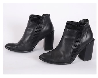 Vintage Black Leather Booties - Women's US 7.5 / EU 38