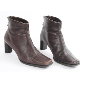 US7.5 Vintage Made in Italy Booties Cuffed Brown Leather Boots for Women size EU 38 UK 5.5 US 7.5