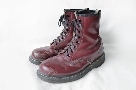 US6 Dr Martens Vintage Burgundy Leather Doc Marten
