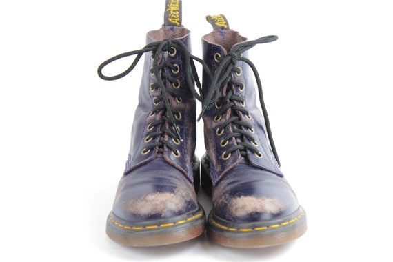 US5 Dr Martens Vintage Purple Leather Doc Martens… - image 2