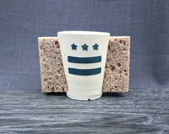 DC Flag Sponge Holder / Handmade Pottery