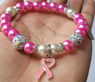Braccialetti Elenco Rosa Per Consapevolezza Del Seno – Con Perle E Ciondolo – Gioiello Ispirazionale Per Donne, Simbolo Di Supporto E Speranza
