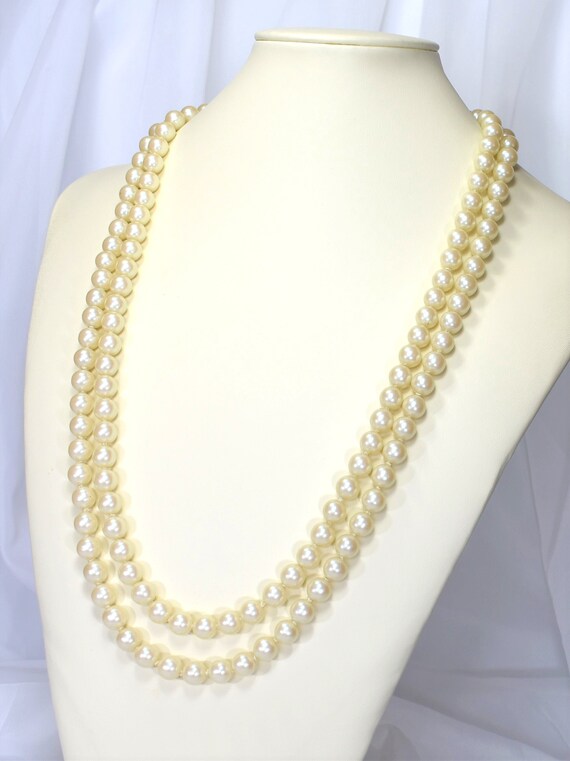 Elegant 27 Inch Double Strand Off White Faux Pear… - image 2