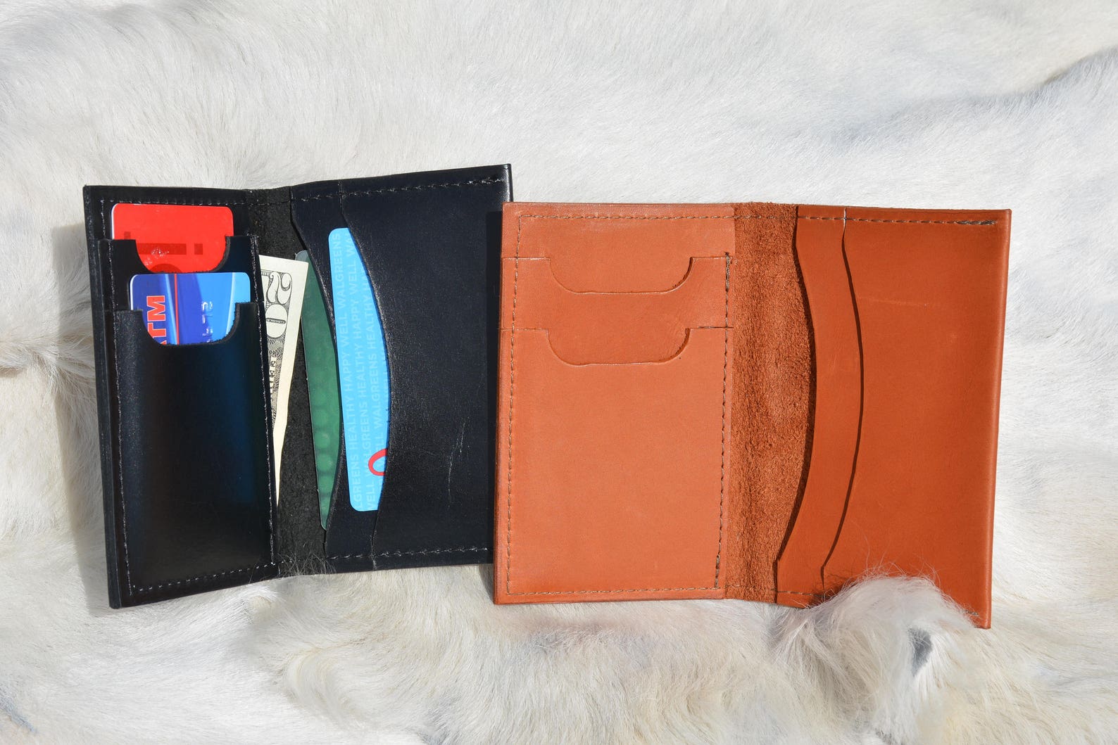 Minimalist Bi-fold Wallet | Etsy