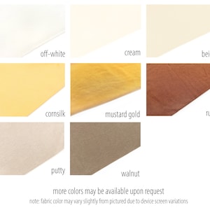 Pu&ograve; includere: Campioni di tessuto in vari colori, tra cui bianco sporco, crema, beige, mais, oro senape, ruggine, stucco e noce.  Altri colori possono essere disponibili su richiesta. Nota: Il colore del tessuto pu&ograve; variare leggermente rispetto all'immagine a causa delle variazioni dello schermo del dispositivo.