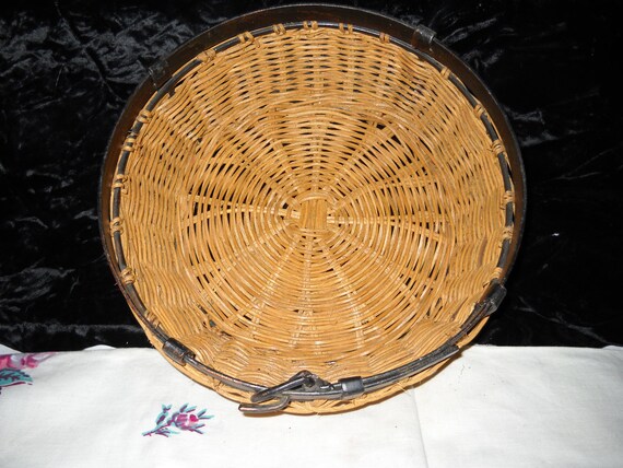 Round Wire Storage Basket, Bronze