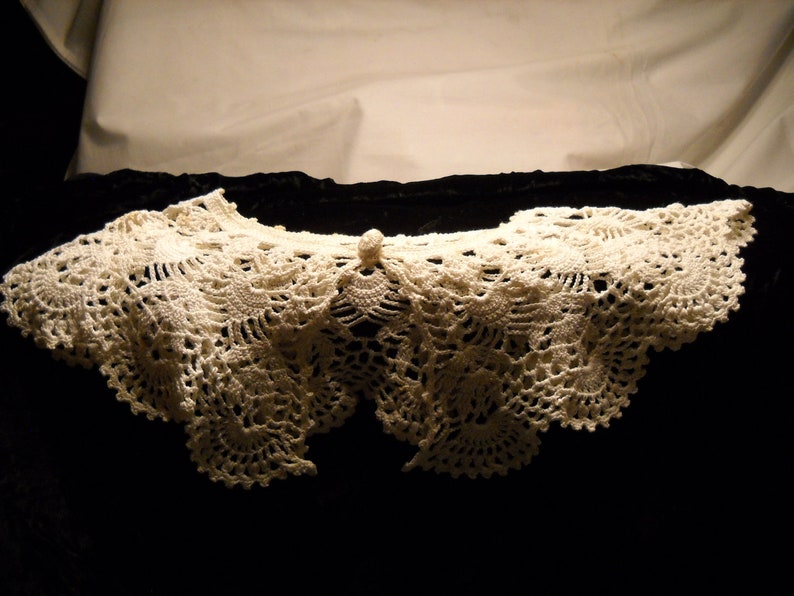 Crochet Collars Blue And White2 image 5