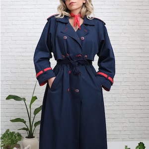 70s London Towne Trench | Medium Size Ladies | Navy & Red Cotton Polyester Mod Trench Coat Rain Jacket | Unique Retro Vintage Raincoat