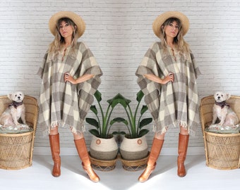 Vintage Wool Poncho Cape || One Size || Bohemian Blanket Wrap Gray Oatmeal Beige Wooden Buttons With Fringe 1970's Trim Tartan Plaid