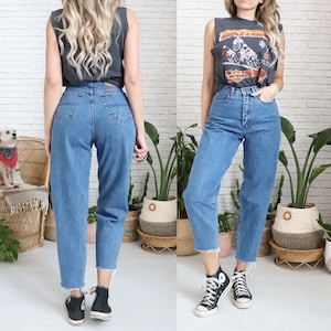 1980&#39;s High Waist Jeans || 25 Waist || Vintage 80s High Rise Big John Dark Denim Zipper Waist Relaxed Tapered Leg Cut Off || Made In U.S.A