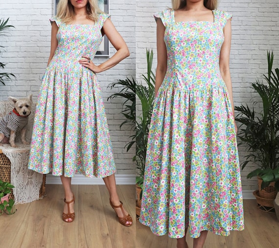 1980's Garden Floral Sun Dress || Cotton Summer S… - image 1