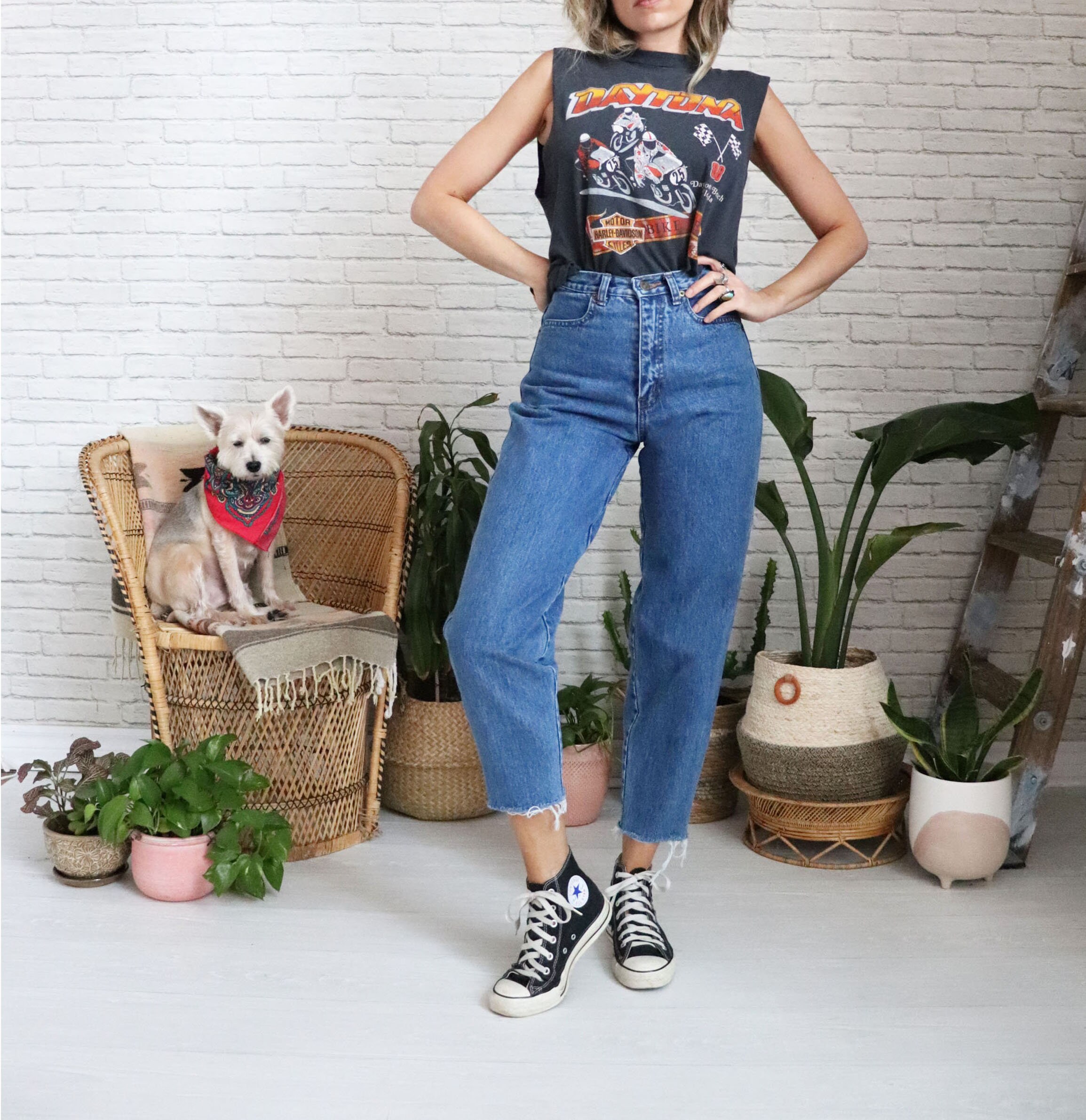 1980's High Waist Jeans || 25 Waist || Vintage 80s High Rise