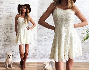 Vintage 1970's 1980's LACE Mini Dress || Baby Doll Boho Dress ||  Stevie Nicks Style || Size XS to S || Size 2 to 4