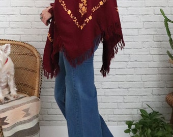 ヴィンテージ刺繍ポンチョ | オープンサイズ | クリムゾンボヘミアン