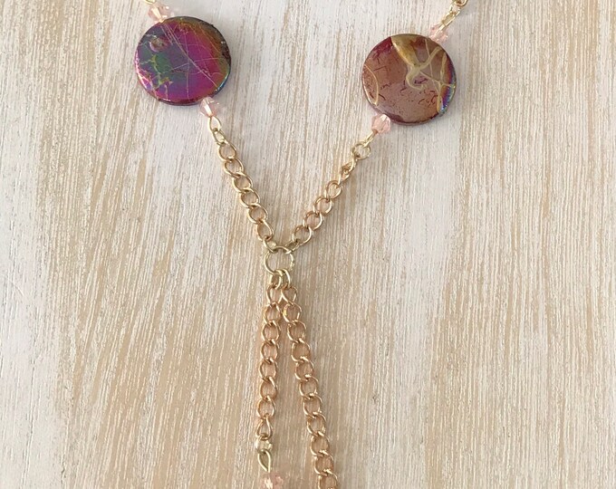Drawbench shell and crystal necklace and earring set