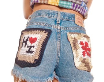 Jeans reciclados Lev-HI's Crochet I Heart Hawaii Ulu bolsillos apliques OOAK hechos a mano adolescentes 16