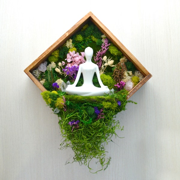 Moss Wall Sculpture Yoga Goddess Statue // Quartz Crystal Zen Garden Floral Art Unique Green Home Office Decor Spiritual BDay Gifts for Her