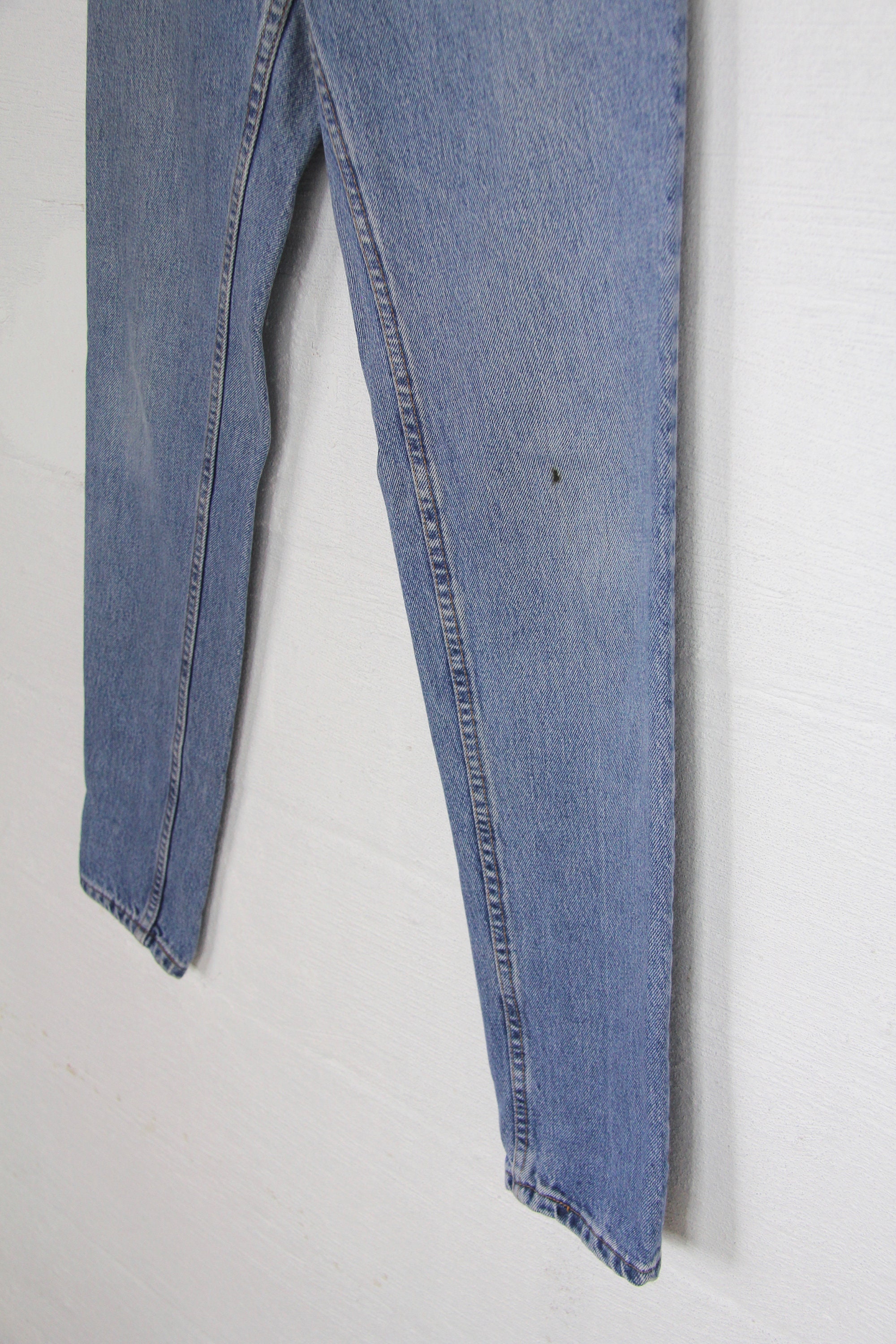 Vintage Levi's 550 High Waisted Women's Jeans Size 7 28x32