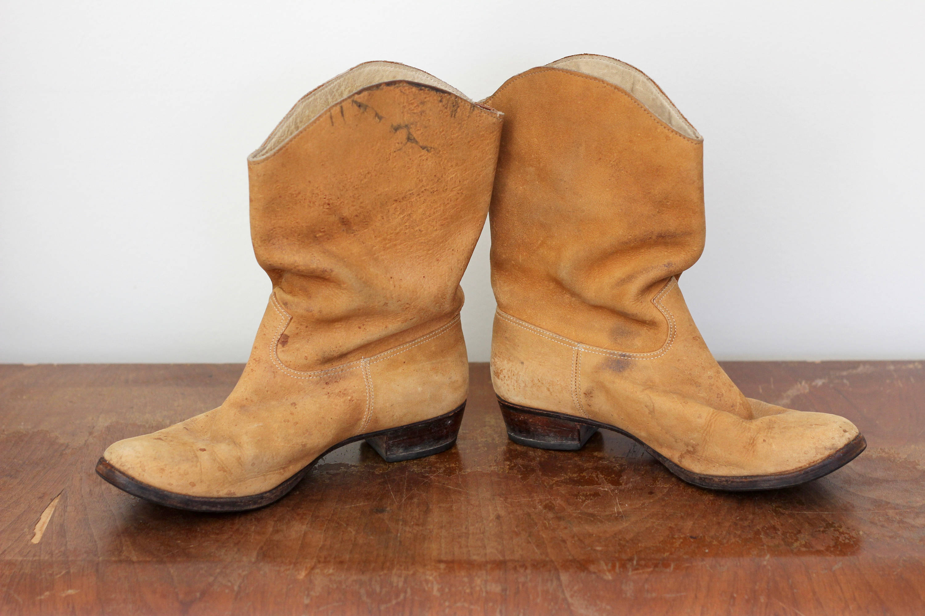 Women's Suede Cowboy Boots Size 6 Leather Camel Light Brown Slip On