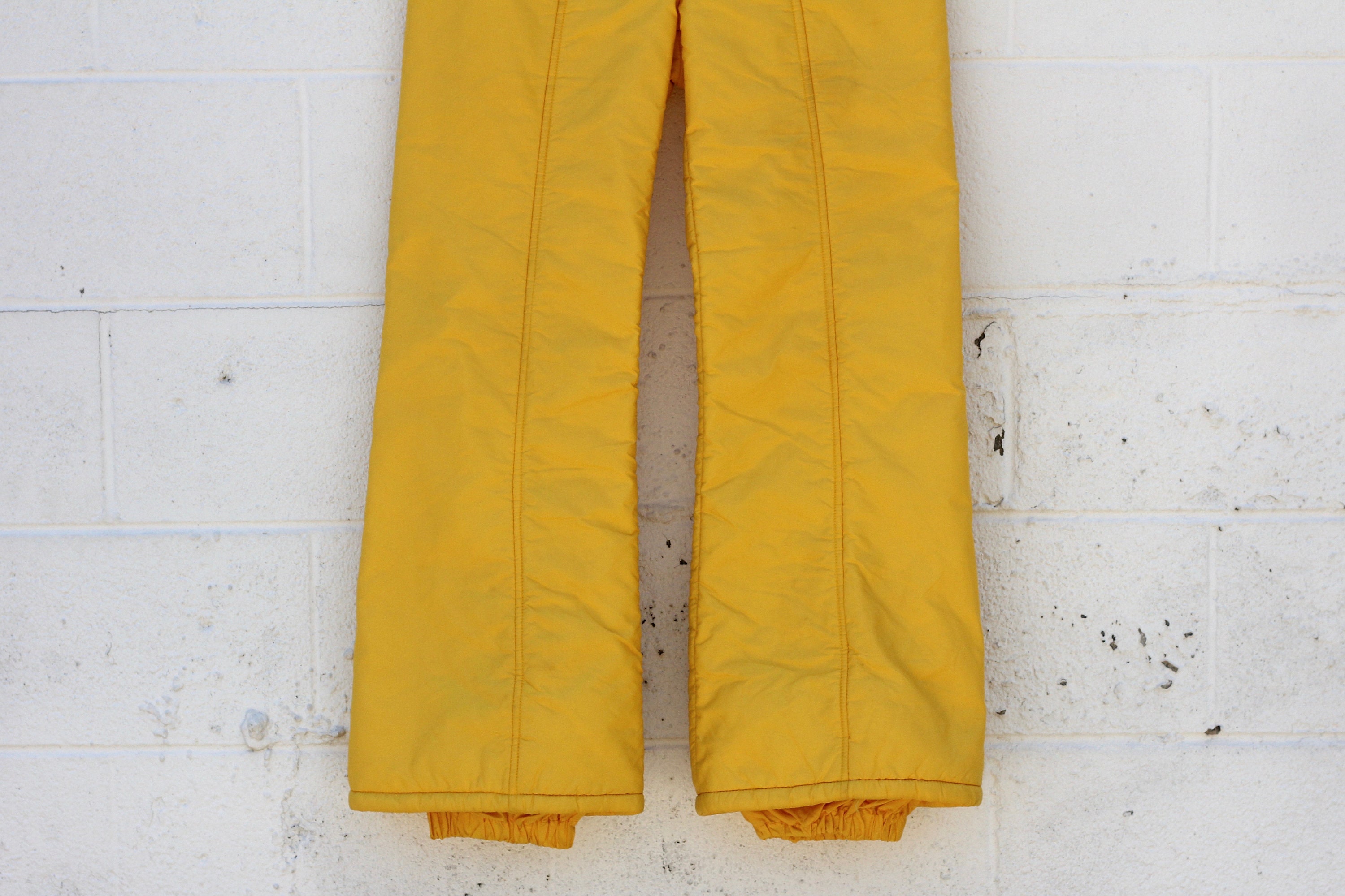 70s Bright Yellow High Waisted Bell Bottom Ski Pants Snow Pants 28x29