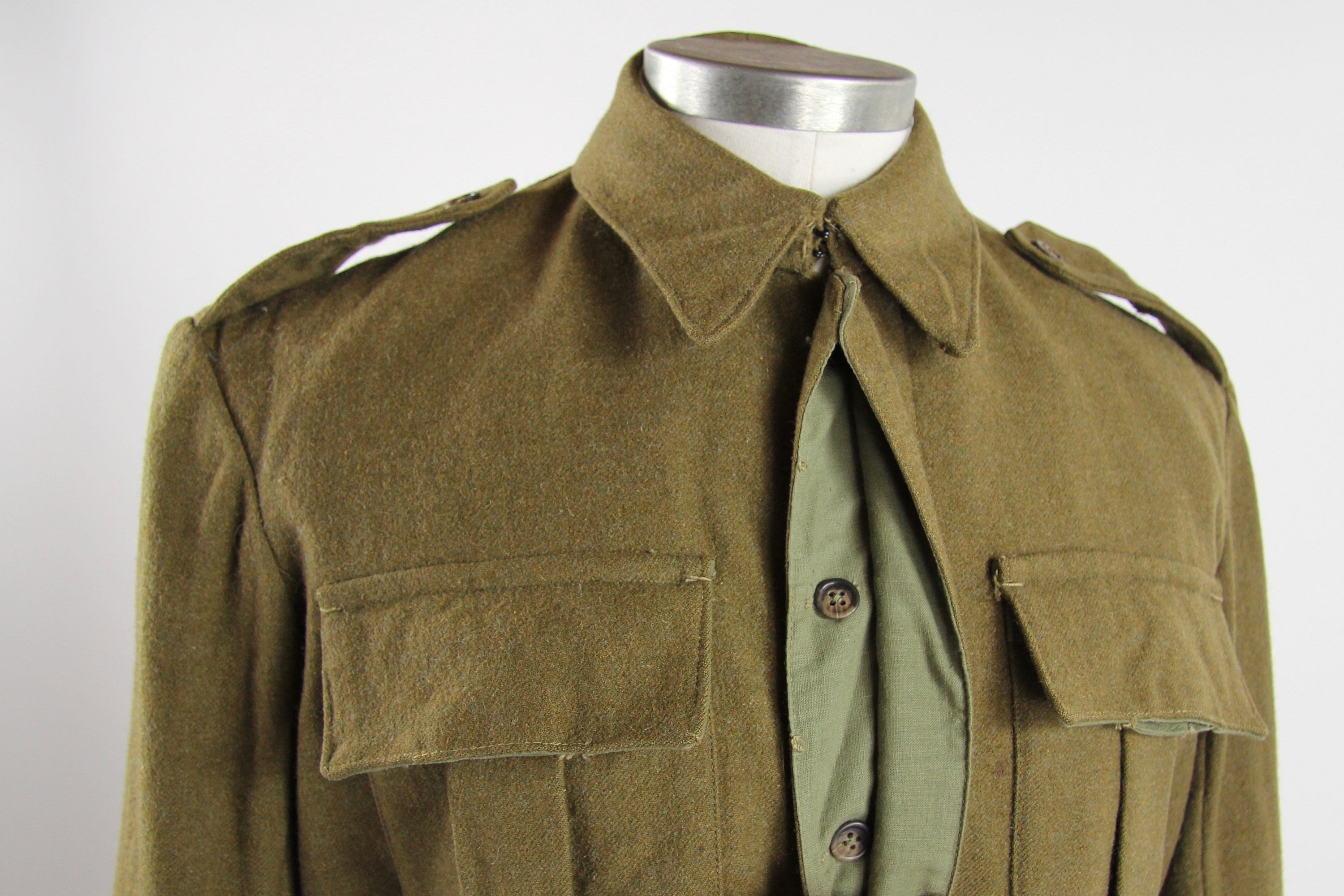 World War II 1940's Jacket Men's Olive Green Army Military Coat Vintage