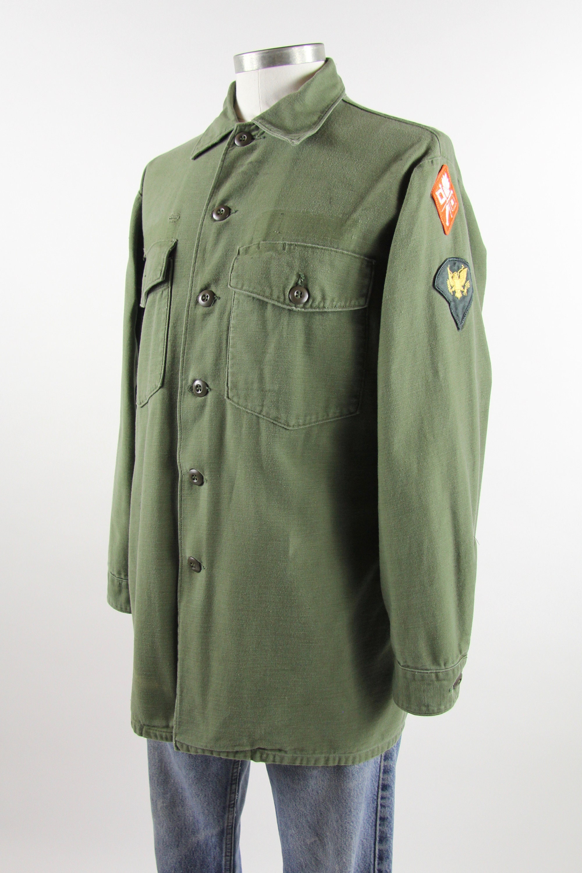 Men's Military Shirt Vintage Fatigue Green Army Button Down with Patches Long Sleeves Size
