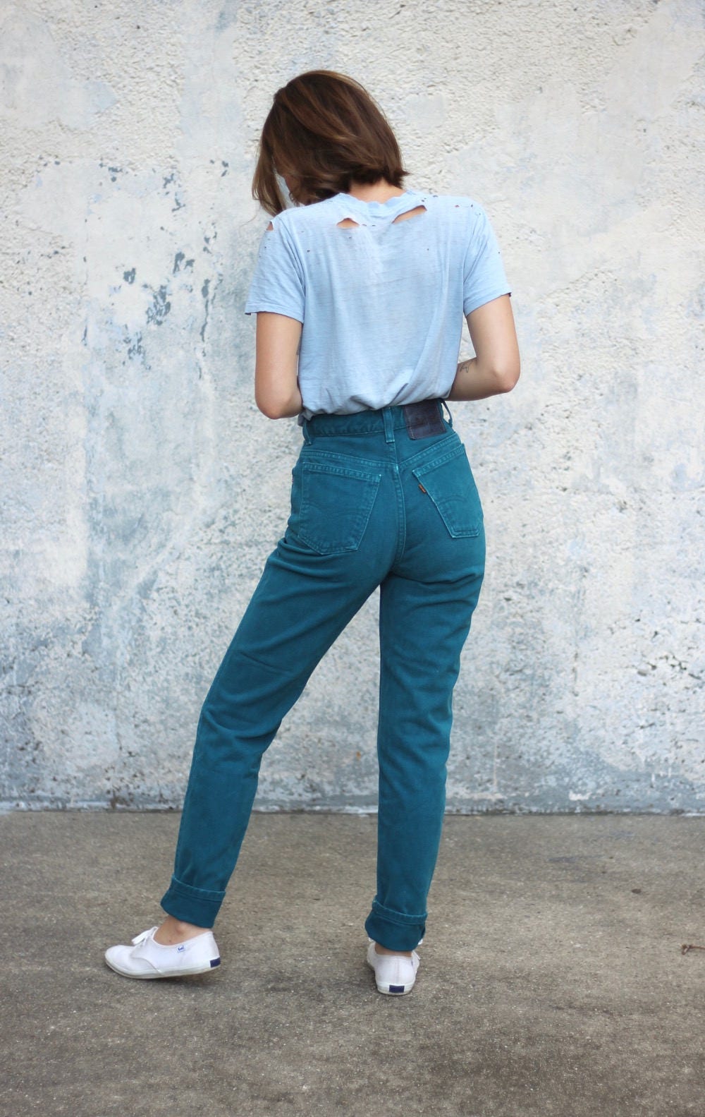 levi's slim fit tapered leg