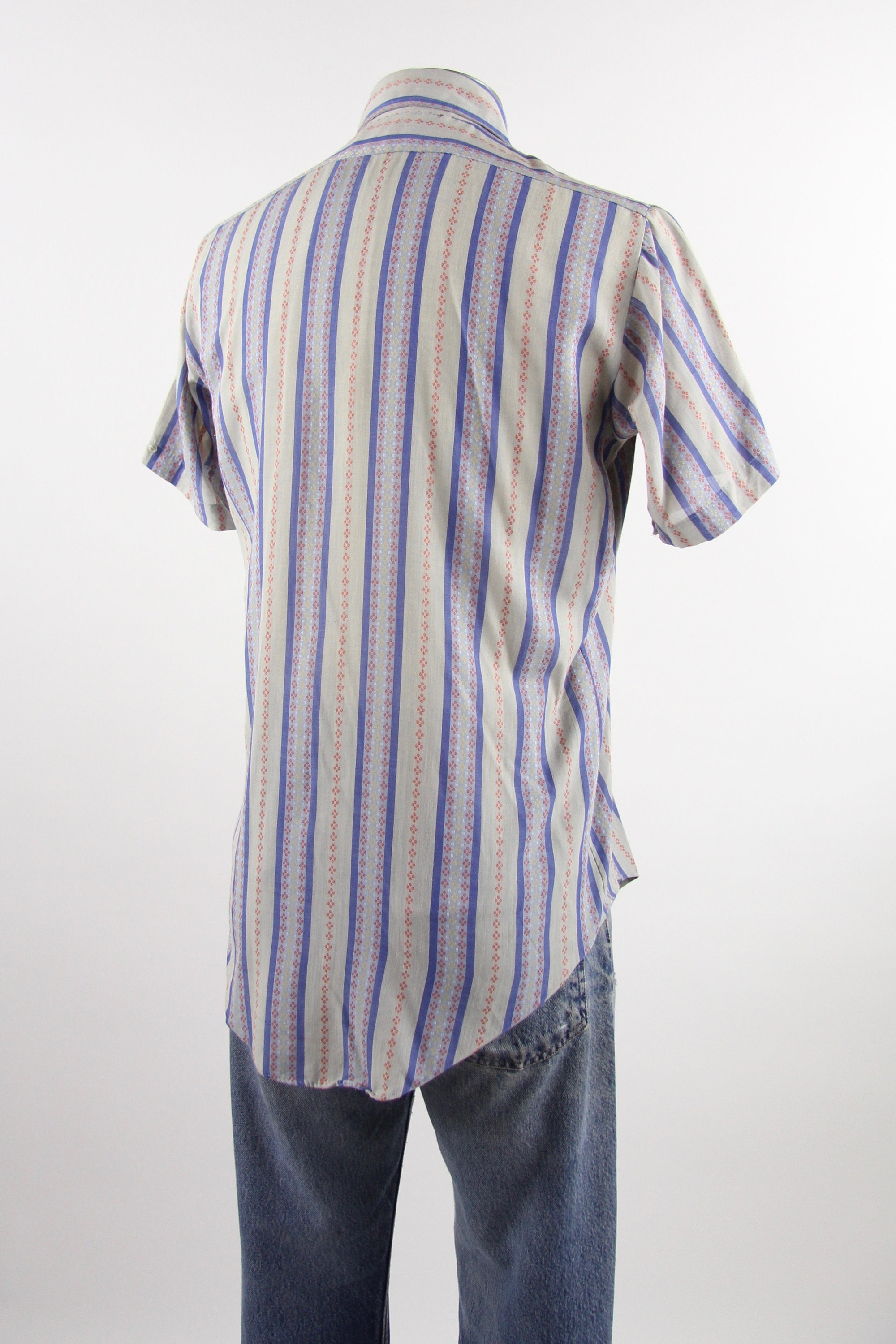 60&rsquo;s Striped Psychedelic Mod Shirt Men&rsquo;s Vintage Short Sleeve Button