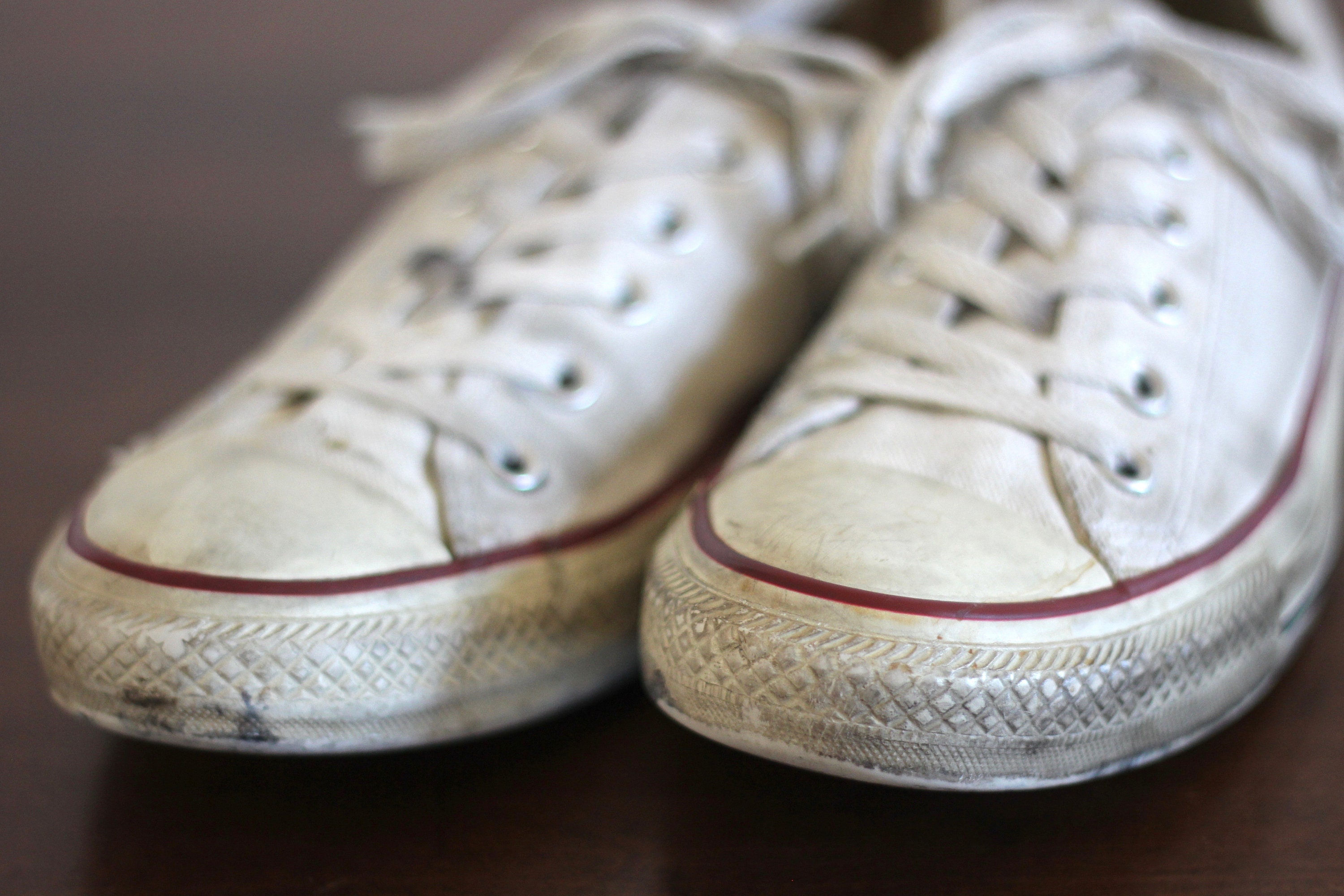 White Distressed Chucks Grunge Worn In Converse All Star Low Top Chuck ...