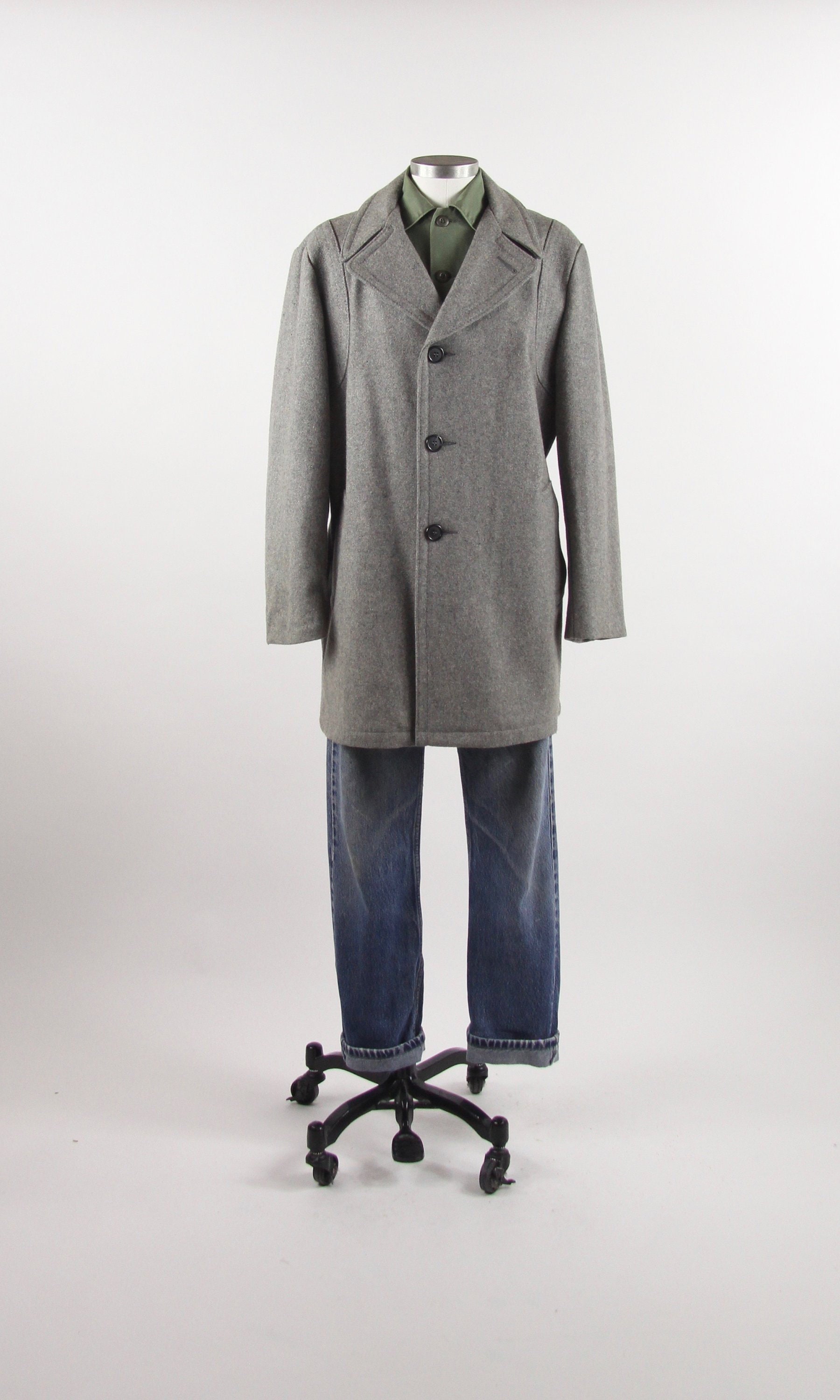 Men's Gray Coat Vintage Wool Peacoat Warm Winter Jacket Size Large 42
