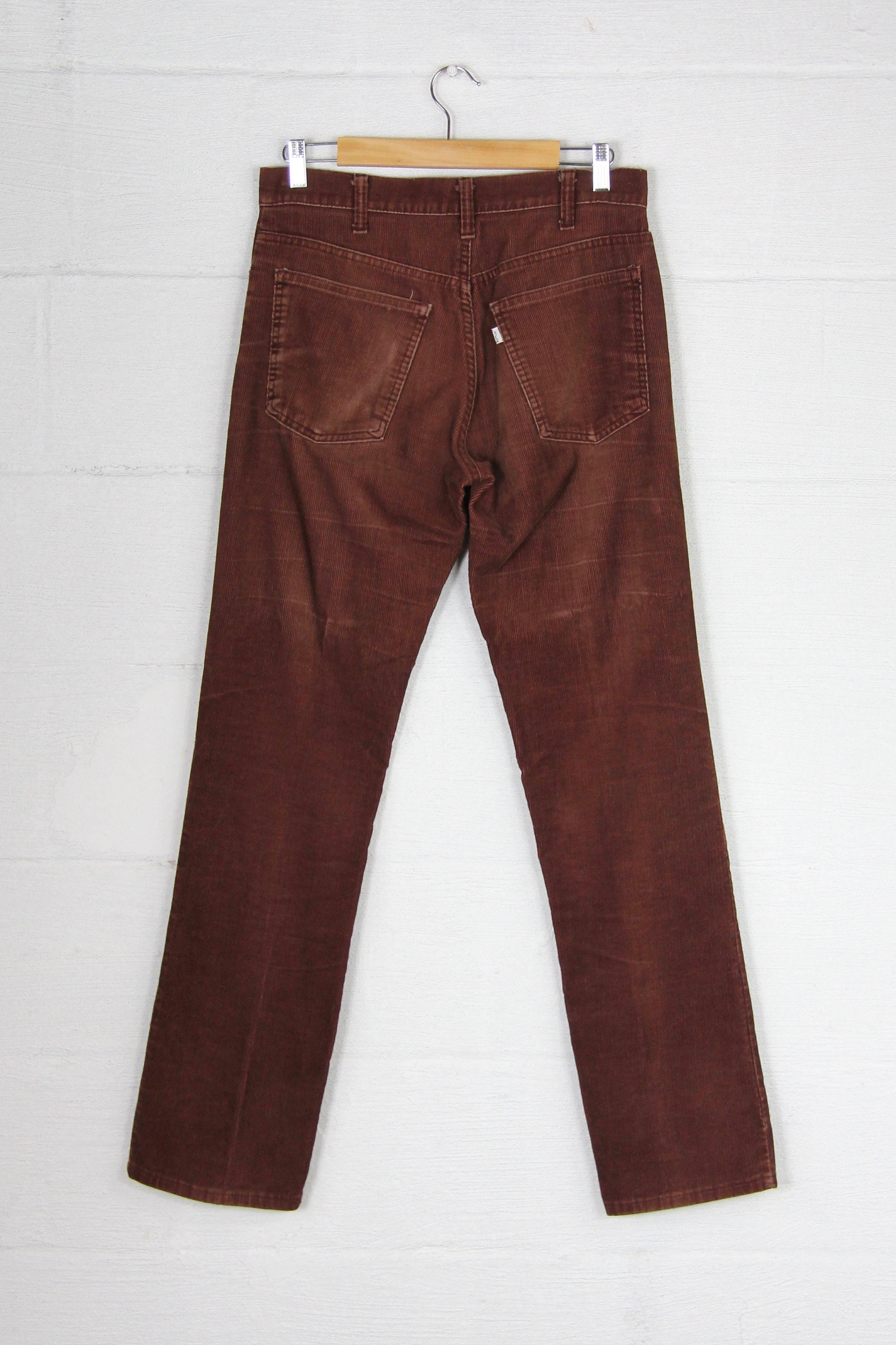 Levi's Maroon Straight Leg 1970's Corduroy Pants Vintage Size 31 White Tab