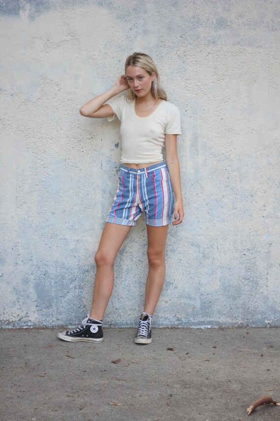 high waisted red and white striped shorts