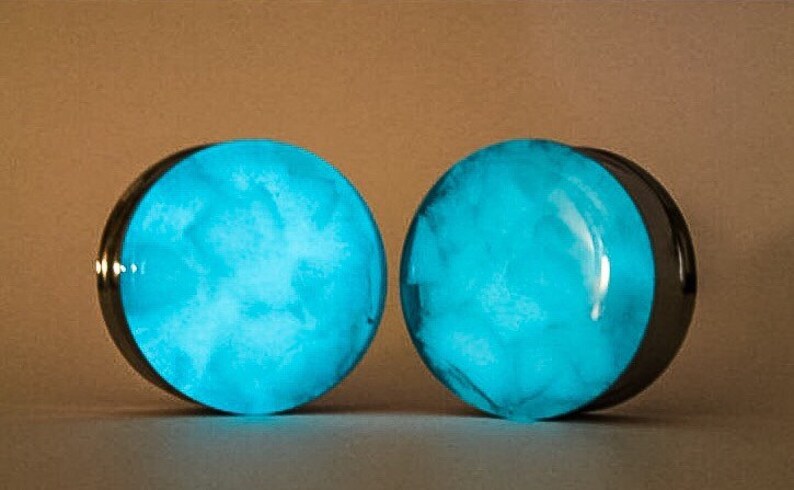 716 78 Glow in the Dark Fish Rock Plugs 916 gauges 00g 1 inch 58 12 34