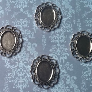Set of 4 Filigree Antique Silver Style Cameo Setting Inner Measurements 25mm long by 18mm wide