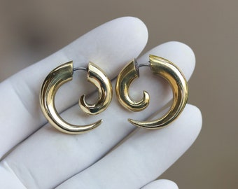 Small Basic Spiral  brass split gauges, fake expander, fake gauges with 316 L surgical post, hypoallergenic .  price per pair.