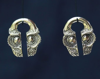 Brass ear weights, owl . have to have at least 14mm / 9/16" to wear these. price per pair