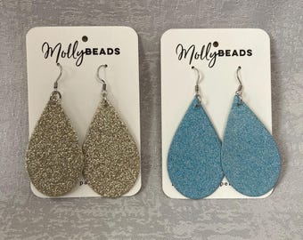 Lightweight paper earrings