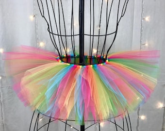 Regenbogen Tüll Tutu: Maßgeschneiderter Neon Rave Rock
