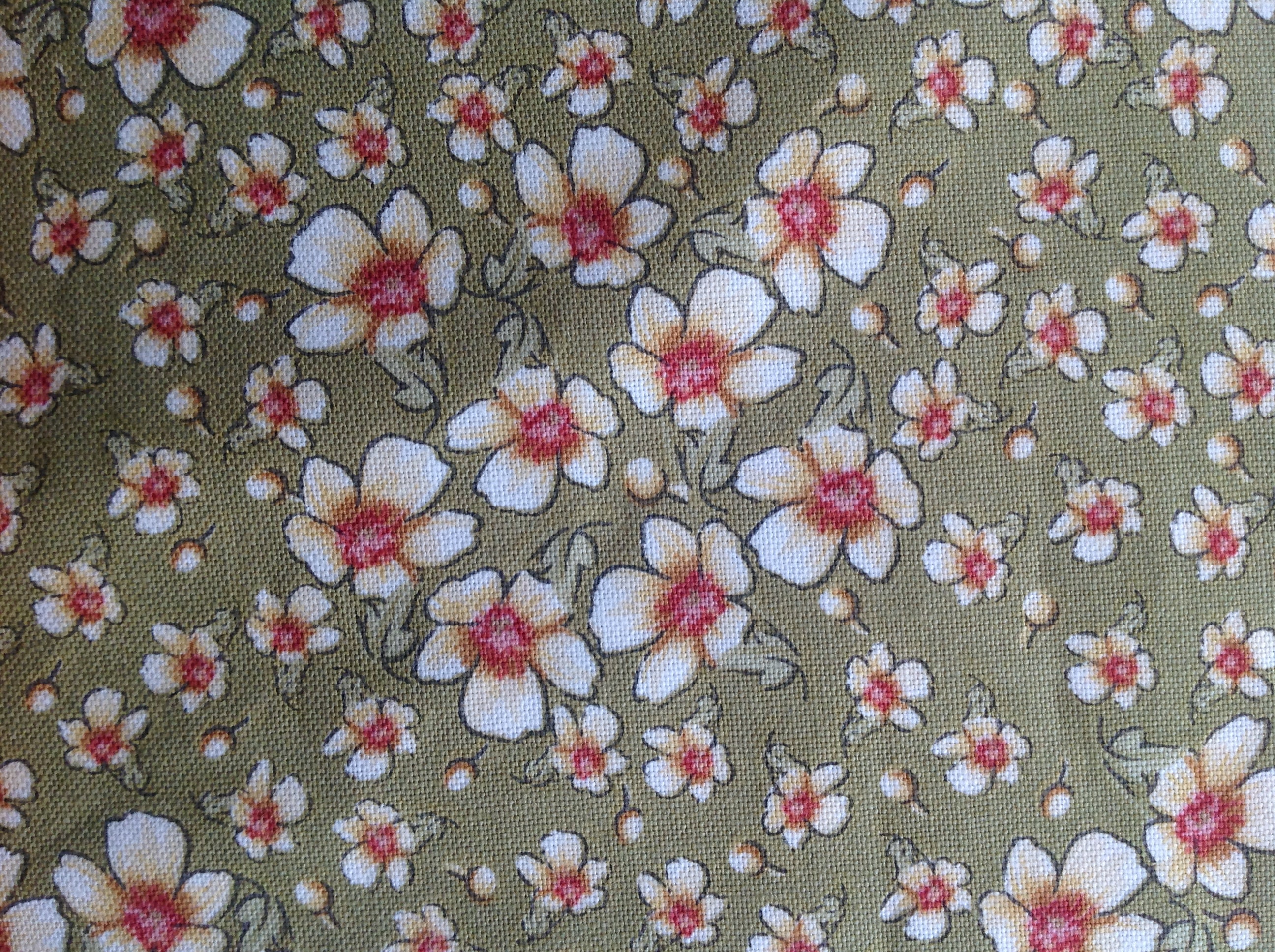 Bella by Ro Gregg for Northcott Fabrics/Quilting Sewing Craft Fabric/Small Scale Floral Print/Flowers/Blooms/HALF YARD Pricing