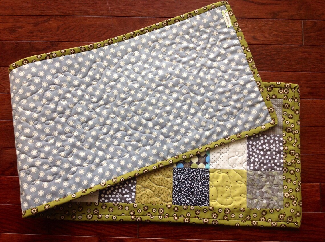 Lots of Dots Table Runner/mat/grey/green/polka Dots/home Dec Etsy