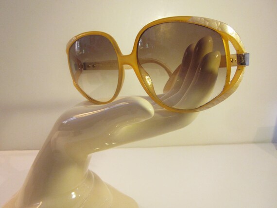 Vintage Christian Dior Oversize Glam Sunglasses - image 4