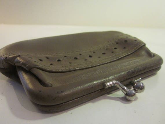 Simple Clasped Leather Change Purse in Taupe - image 1