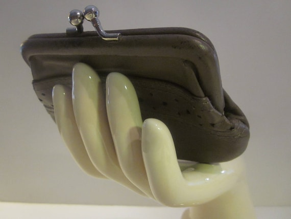 Simple Clasped Leather Change Purse in Taupe - image 3