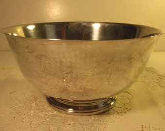 Vintage Paul Revere Style Silver Oneida Serving Bowl