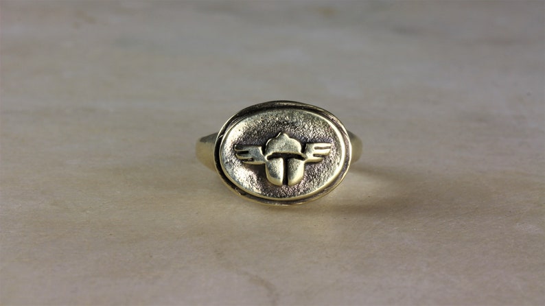 Scarab gold signet ring men and women made in solid bronze image 4