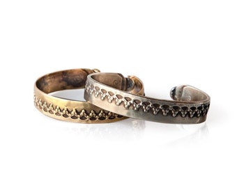 Bracelet manchette en bronze jaune gravé : style bohème antique