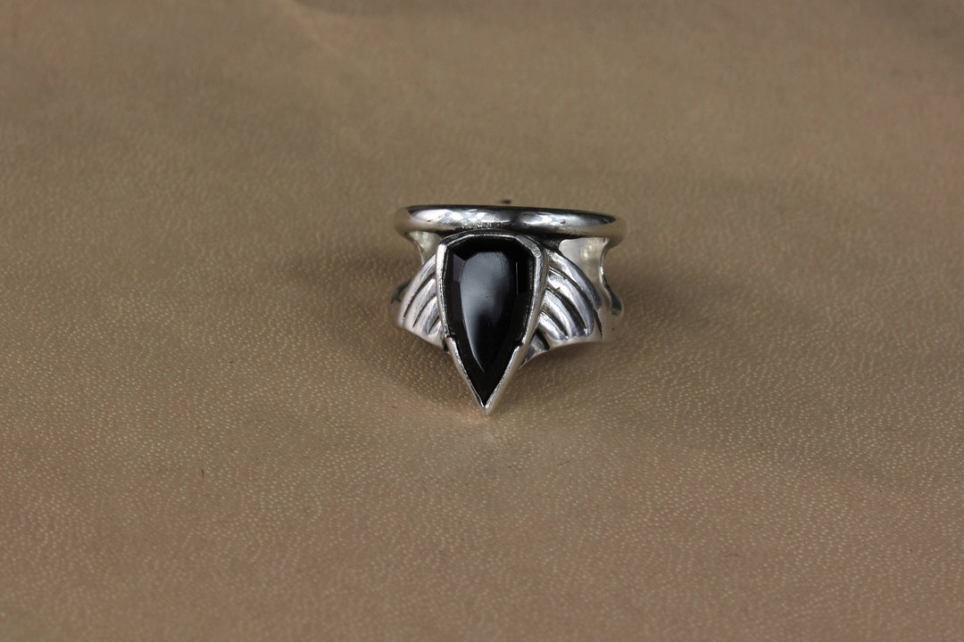 Arrow Ring Faceted Black Onyx Ring Set on Solid Sterling - Etsy